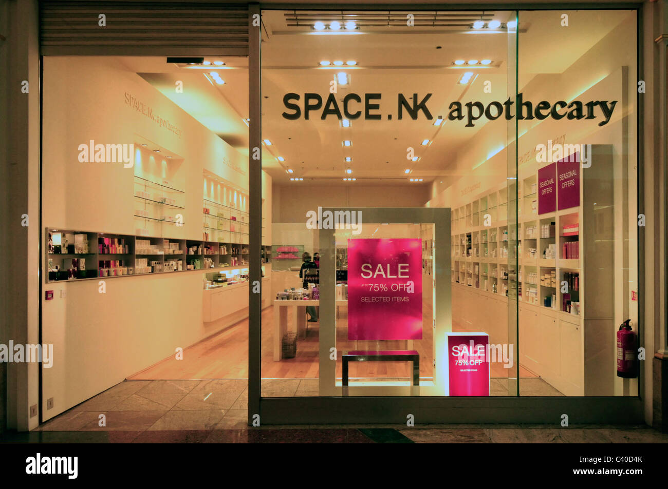 Space nk apothecary Banque D'Images