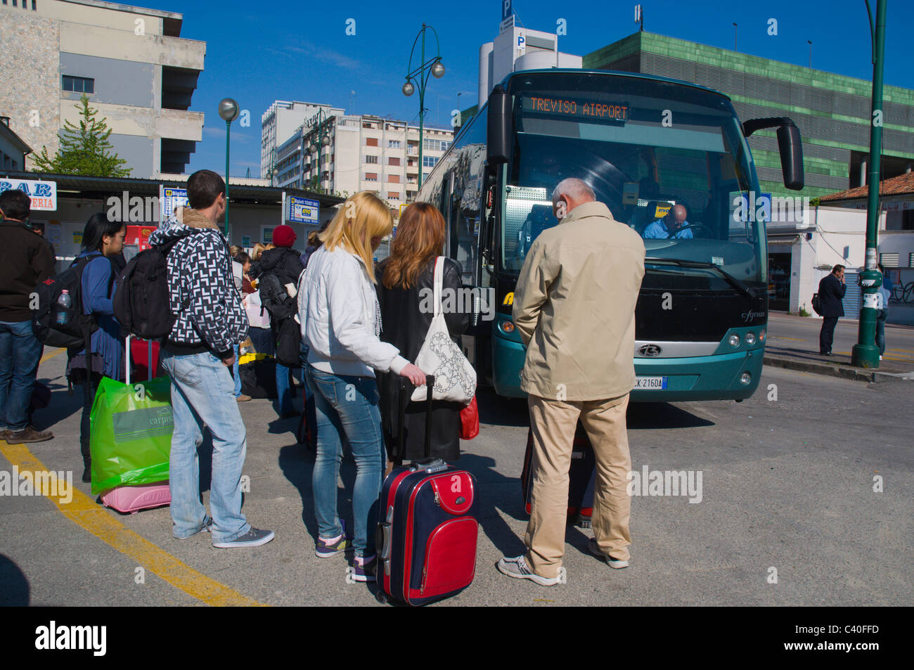Bus de l'aéroport de Trévise à Mestre long distance bus station Venise Italie Europe Banque D'Images