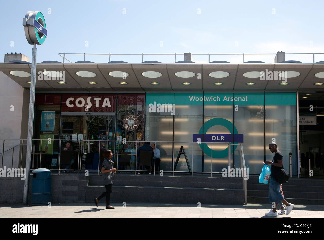 Woolwich Arsenal Docklands Light Railway station, London Banque D'Images