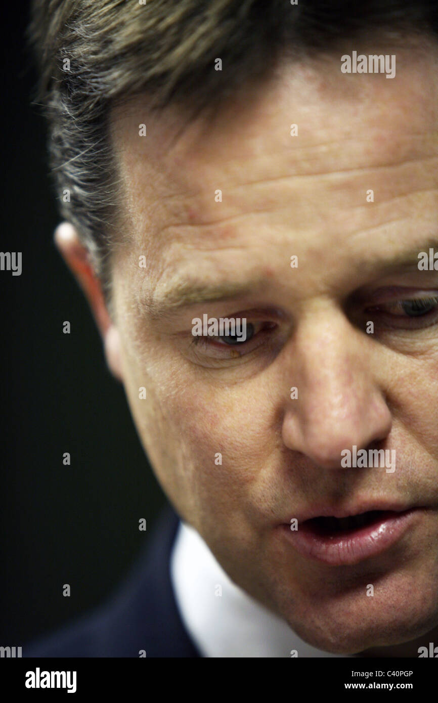 Vice-Premier Ministre du Royaume-Uni et chef du Parti libéral-démocrate Nick Clegg MP. Banque D'Images