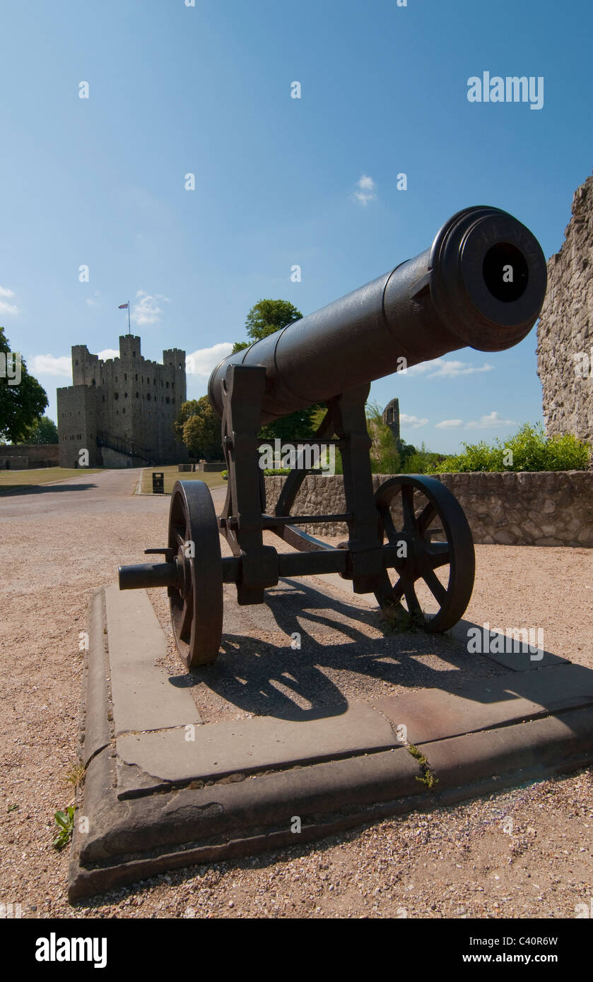 Un canon à Rochester Castle Banque D'Images