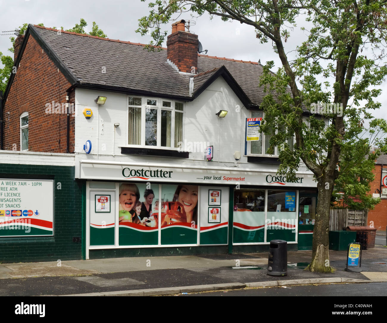Dépanneur supermarché Costcutter sur Campbell Street, Harper vert, Farnworth, Bolton. Banque D'Images
