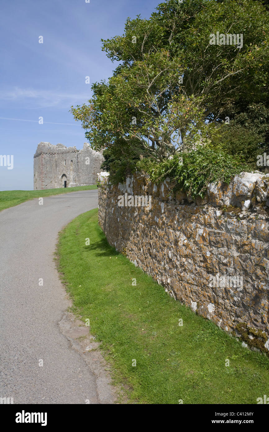 Weobley Castle, dans l'ouest de l'approche, Gower, West Glamorgan, Pays de Galles Banque D'Images
