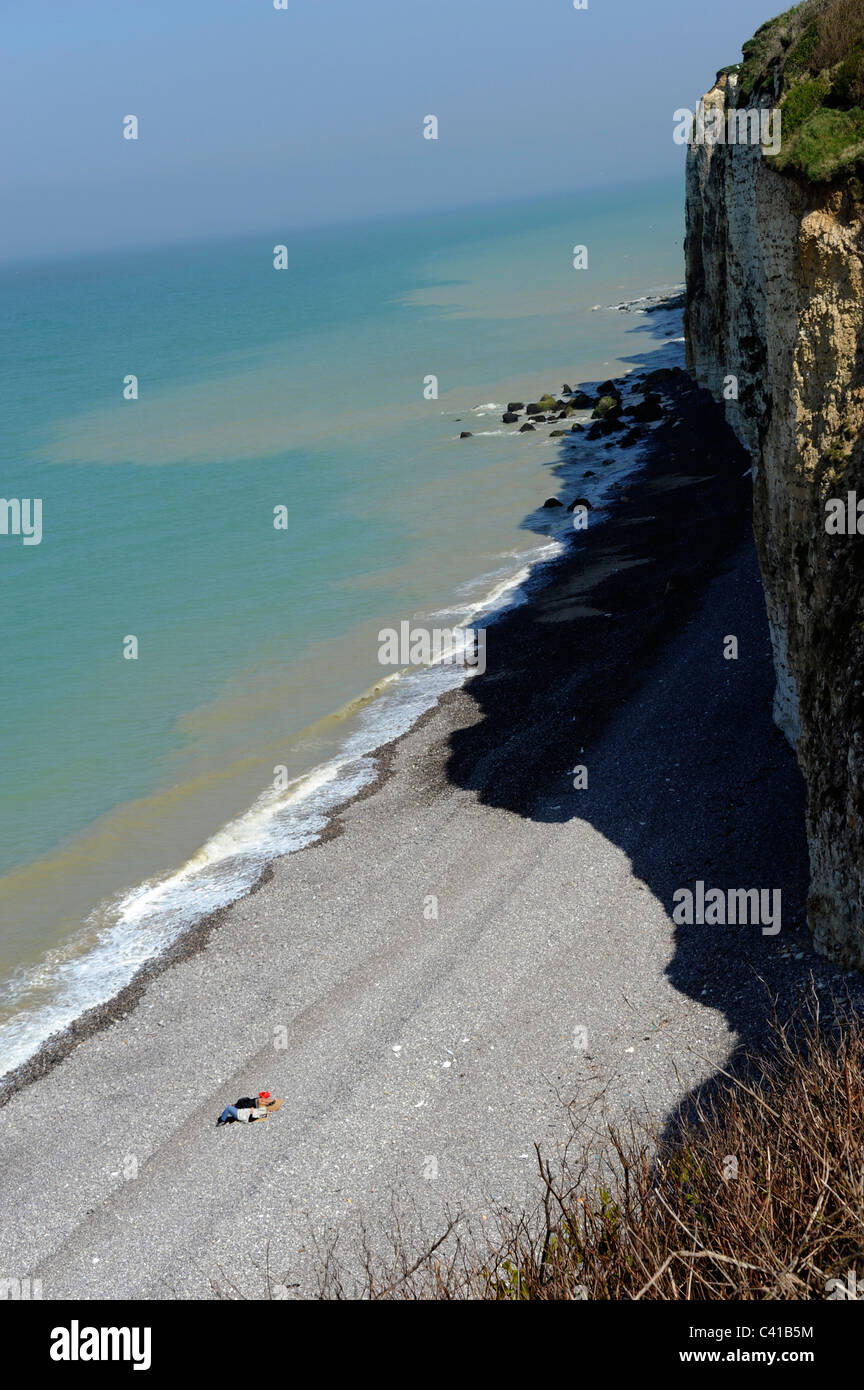 Couple Sur La Plageveules Les Roses Seine Maritime