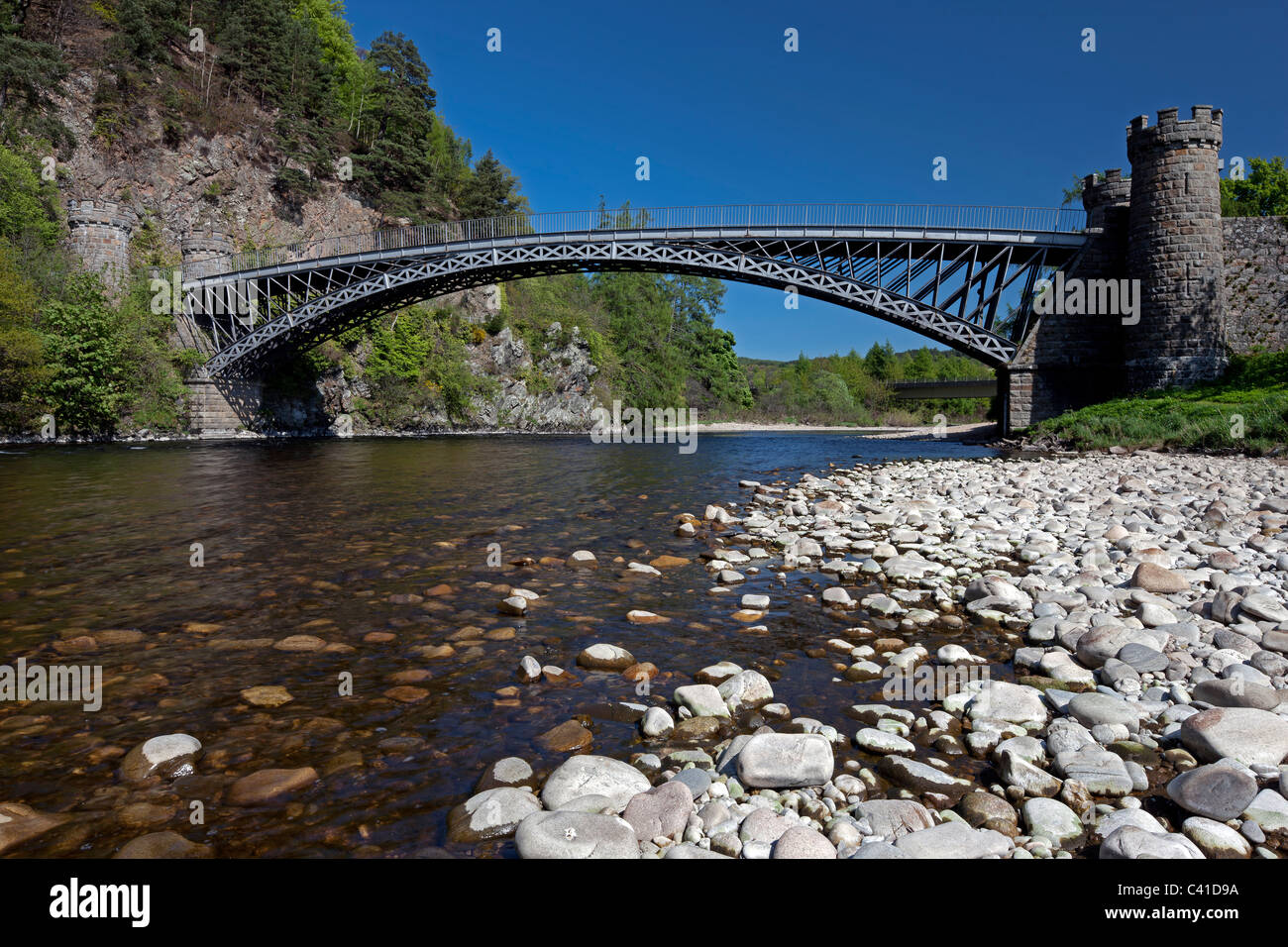 Thomas Telford pont enjambant la rivière Spey à Craigellachie, Banque D'Images