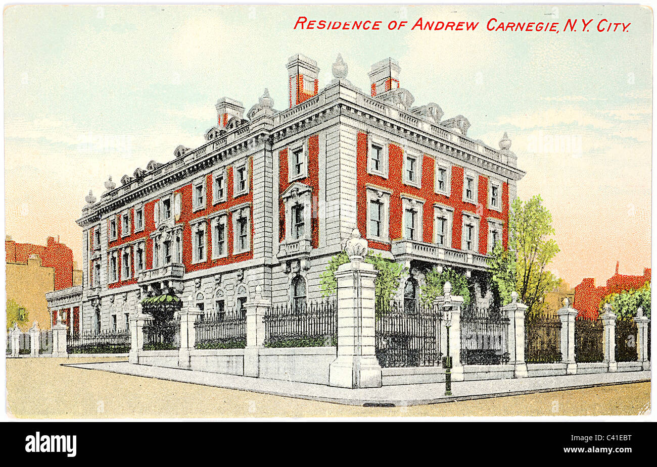 Carte postale vintage de Andrew Carnegie's New York City Residence Banque D'Images
