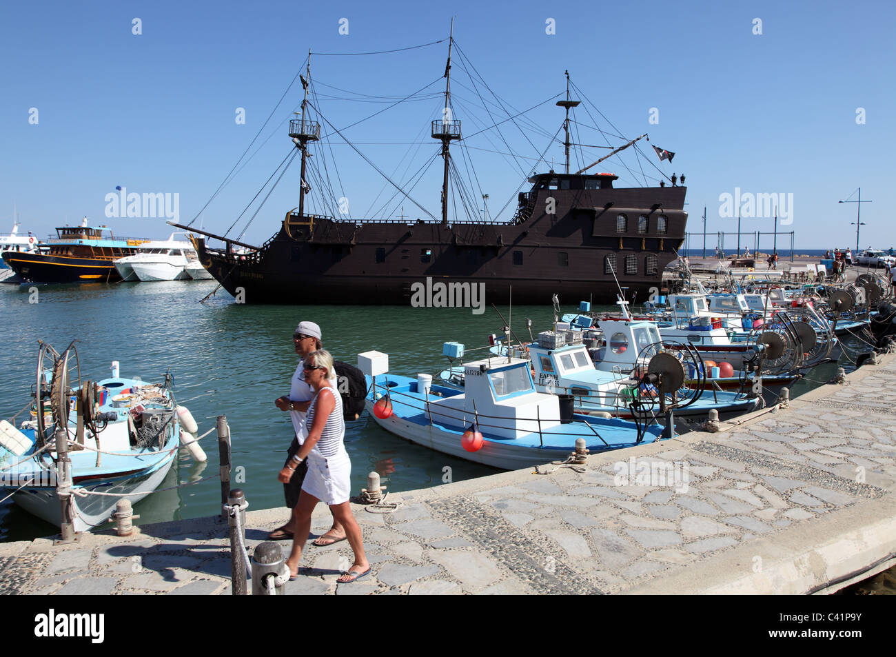 Black Pearl bateau de pirate, port d'Ayia Napa, Chypre Banque D'Images