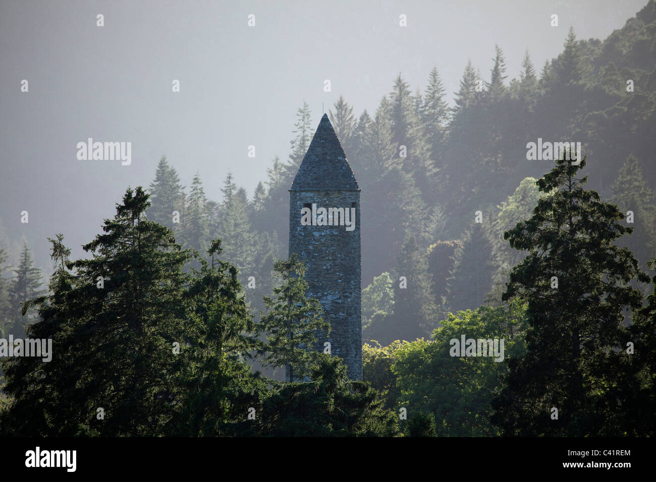 Tour Ronde, Glendalough Glendalough, Wicklow Mountains National Park, comté de Wicklow, en Irlande. Banque D'Images