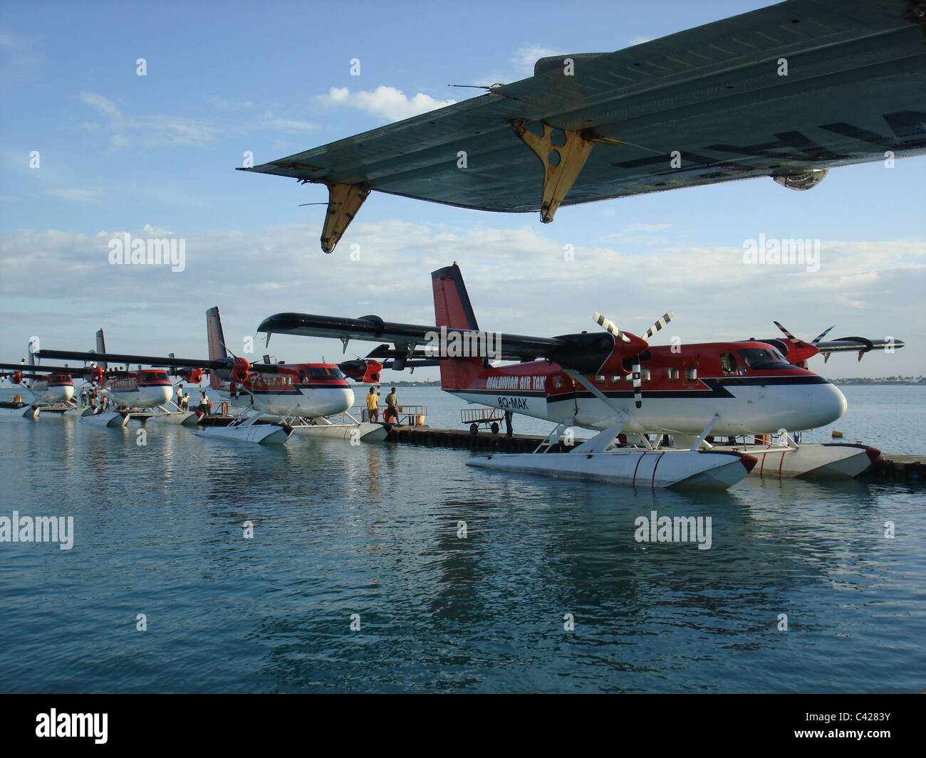 Les taxis de l'air à l'aéroport de Malé aux Maldives. Banque D'Images