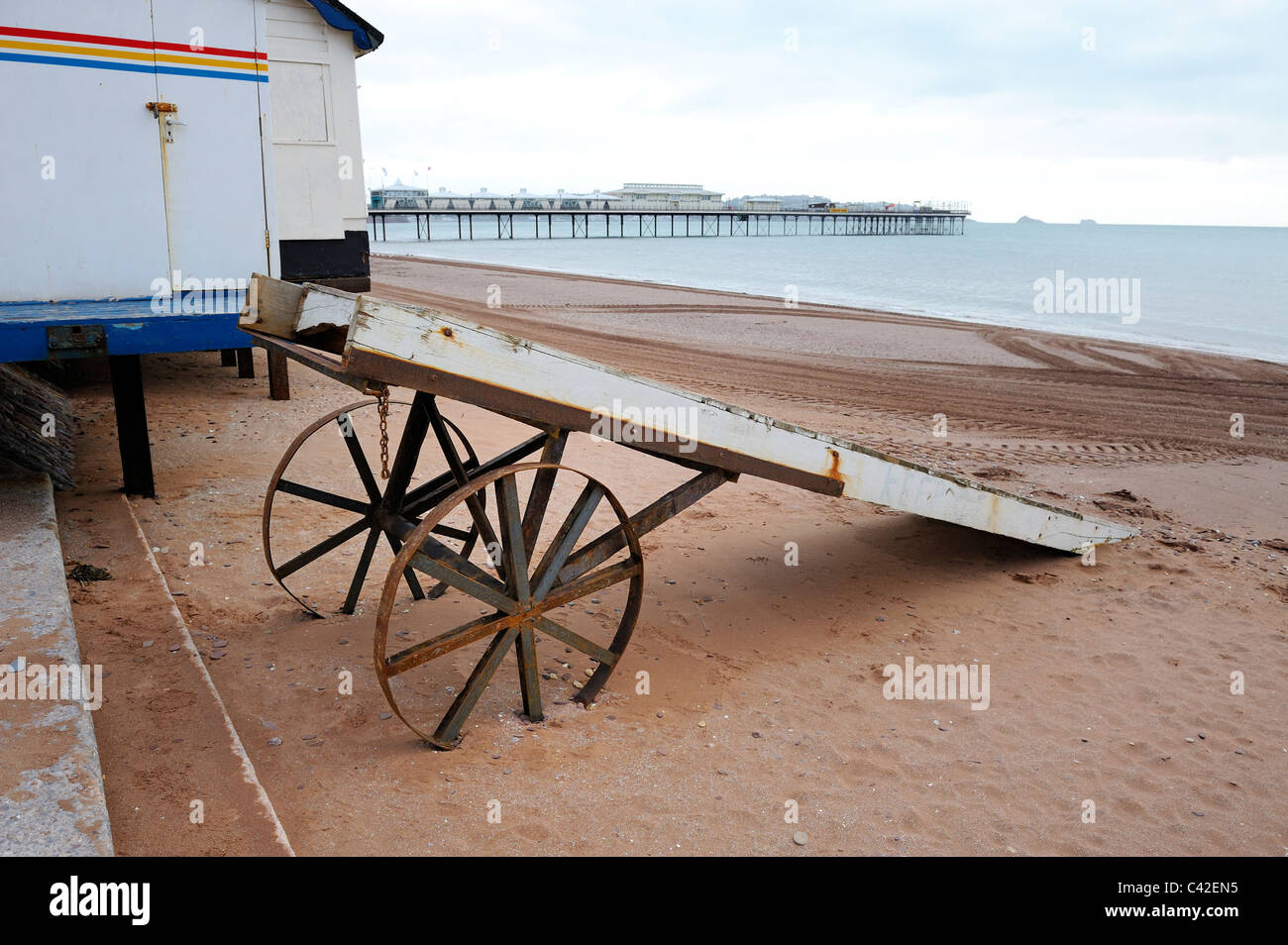 Ferry mobile jetée plage de paignton devon england uk Banque D'Images