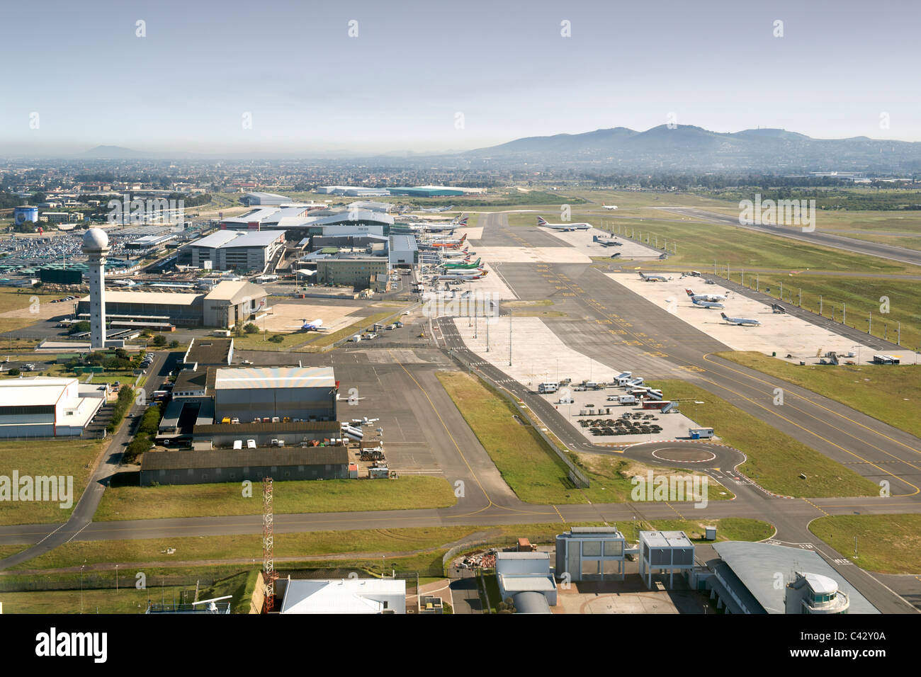 Vue aérienne de l'aéroport international de Cape Town. Banque D'Images