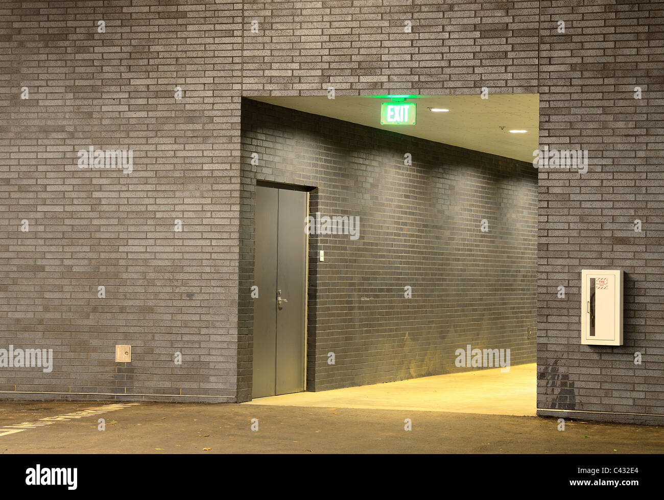 Couloir dans un bâtiment industriel moderne Banque D'Images