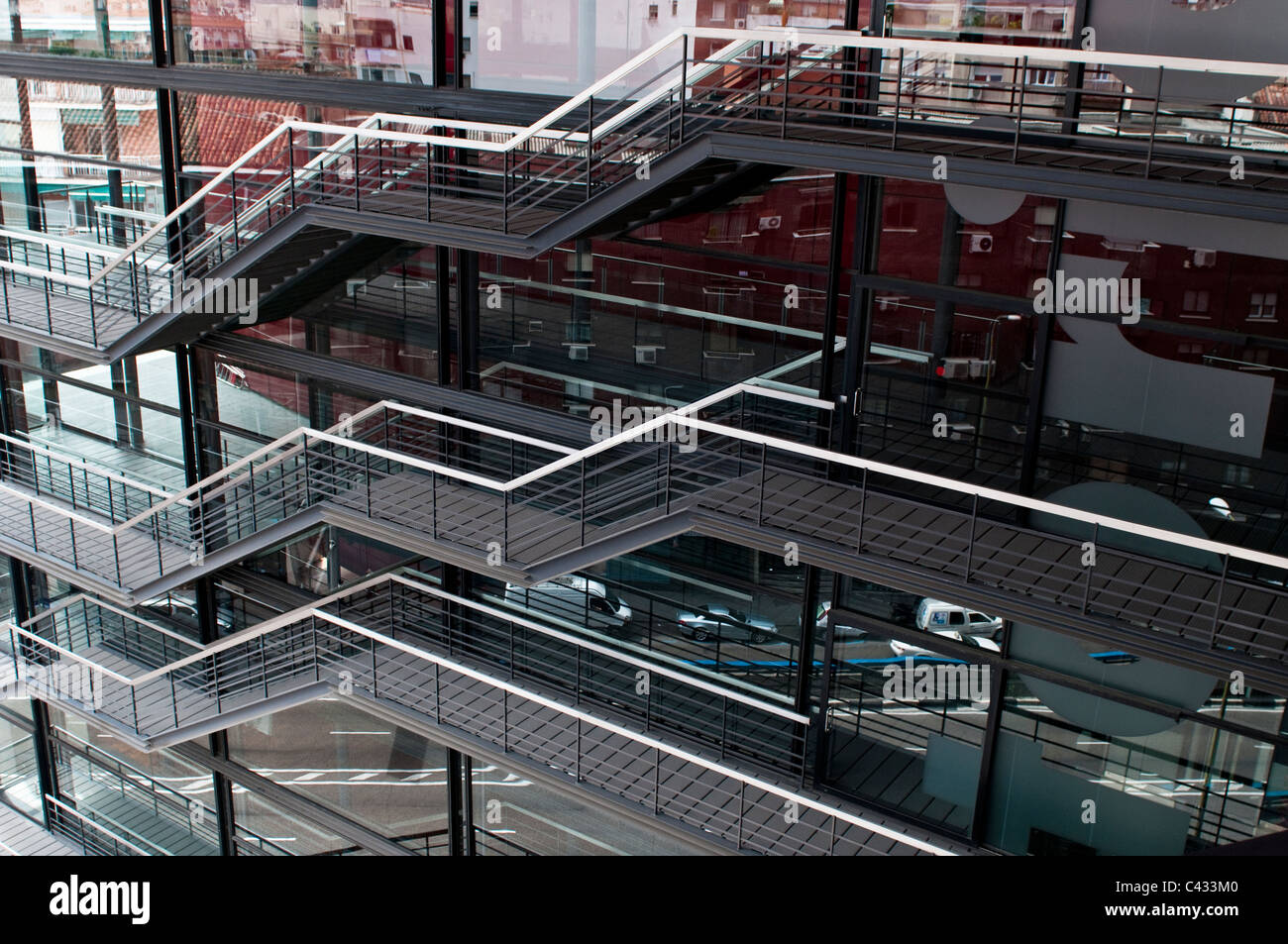 L'extérieur du nouveau bâtiment, musée Reina Sofía, musée de la Reine Sofia, Madrid, Espagne Banque D'Images