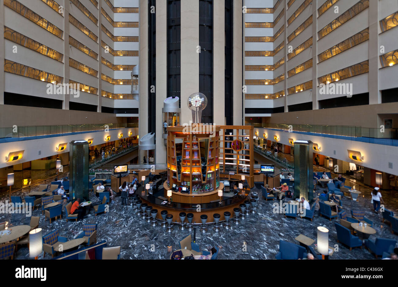 Hall, New York Marriott Marquis, Times Square, Manhattan, New York City  Photo Stock - Alamy