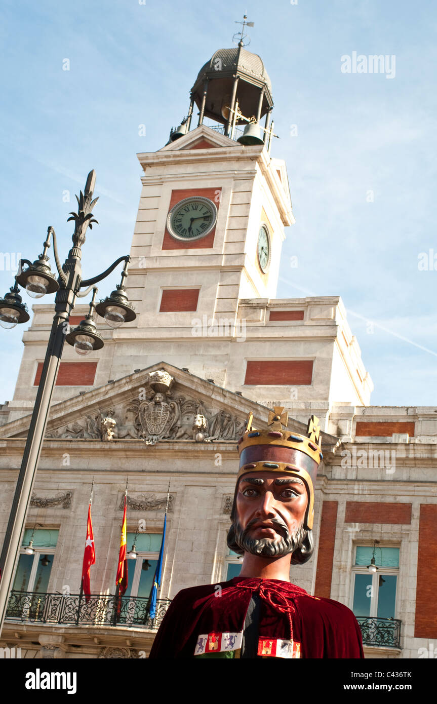Gigantes y Cabezudos, géants et Big-Heads, festival de San Isidro, Puerta del Sol, Madrid, Espagne Banque D'Images
