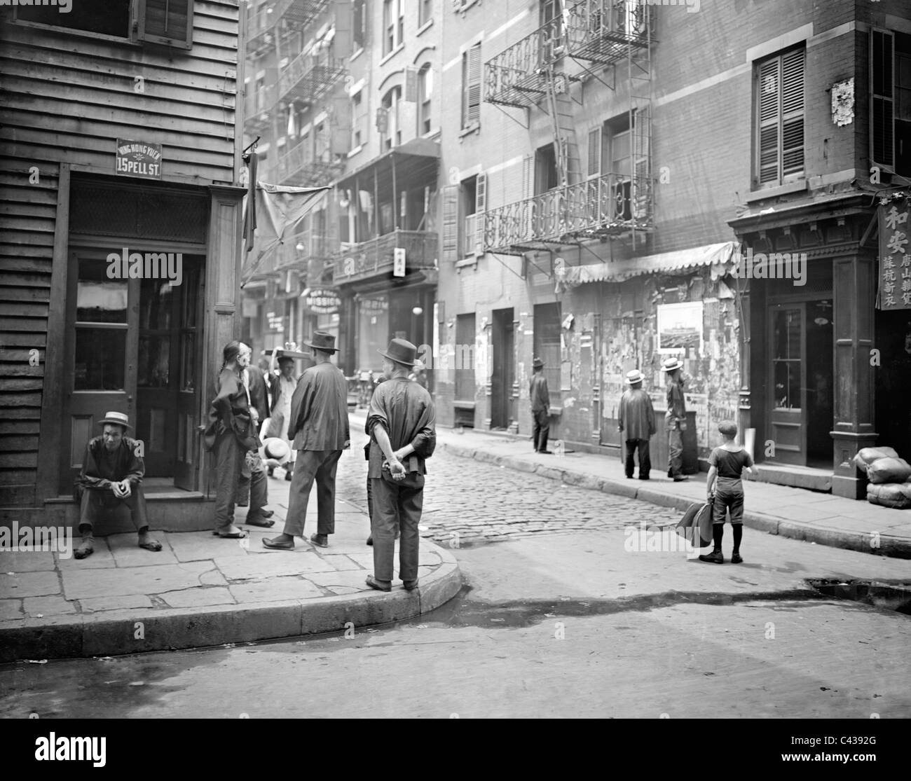 Pell Street et Doyers Street, Chinatown, New York City 1900 Banque D'Images