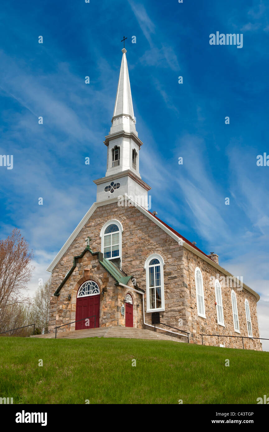 Petite église catholique de St-Fidèle, province de Québec, Canada. Banque D'Images