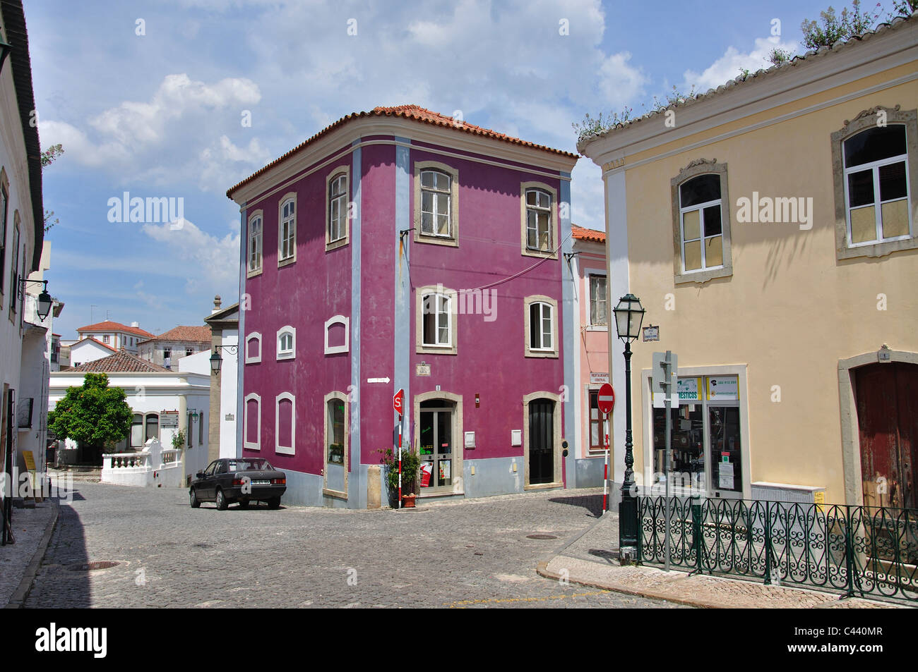Rua do Porto Fondo dans la vieille ville, Monchique, région de l'Algarve, Portugal Banque D'Images