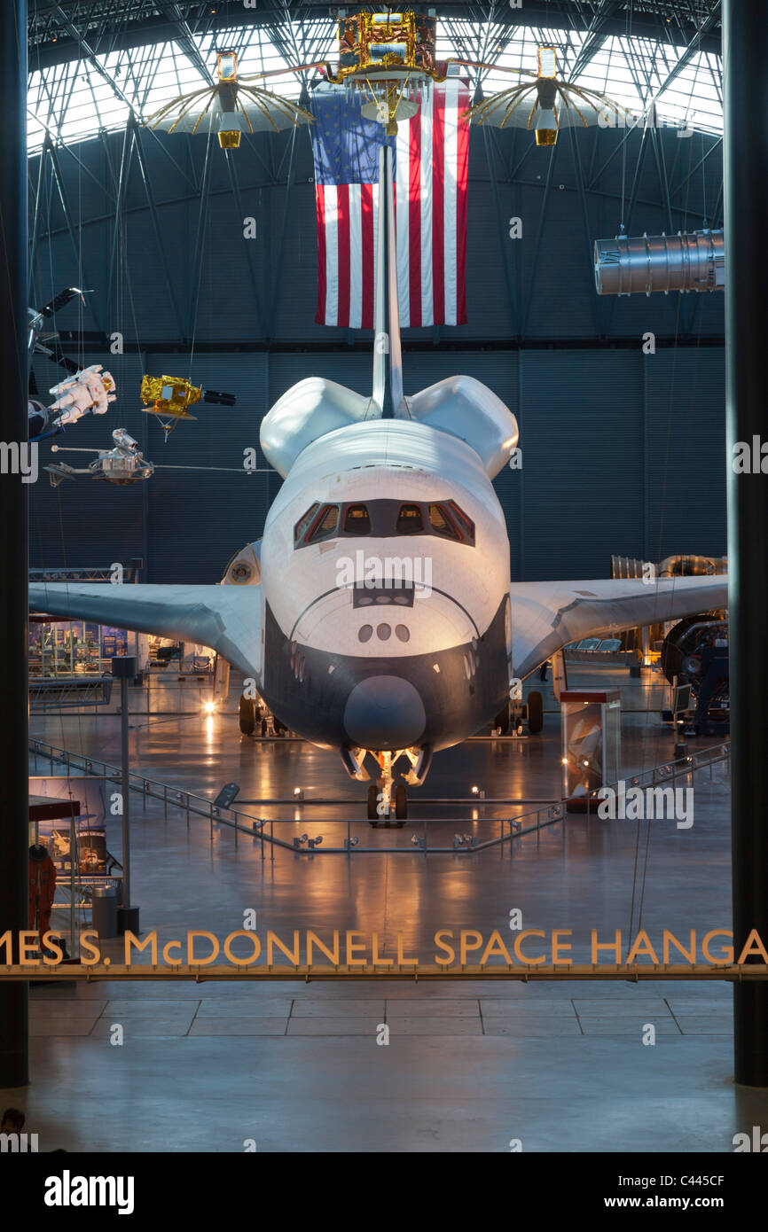 La navette spatiale de la NASA à l'entreprise Steven F. Udvar-Hazy Center, Virginia USA Banque D'Images