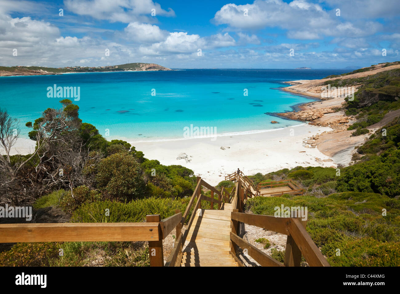 Boardwalk menant à Blue Haven Beach. Esperance, Australie occidentale, Australie Banque D'Images