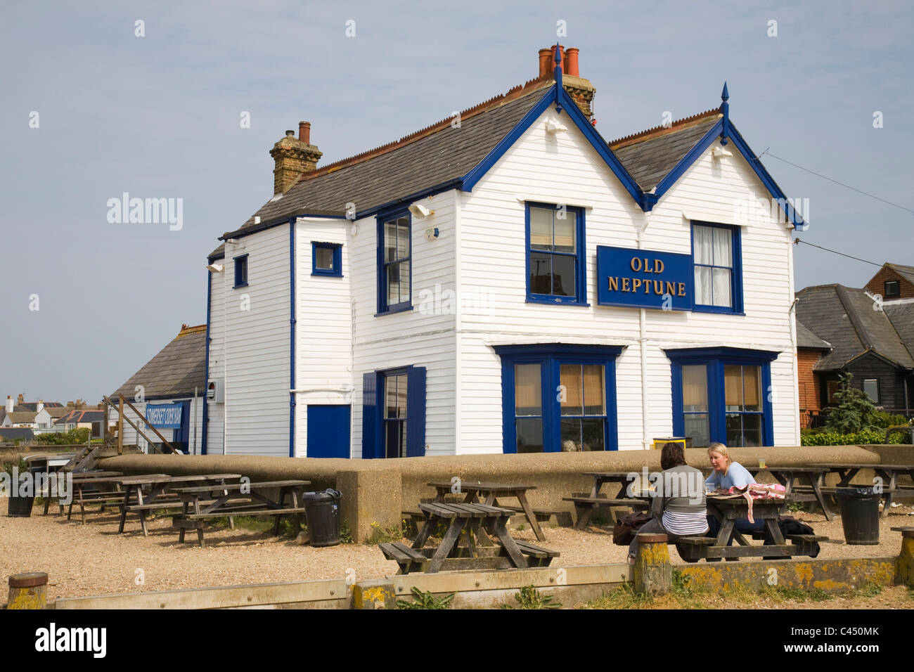 L'ancien pub Neptune sur front de Whitstable, Kent, Angleterre, Royaume-Uni. Banque D'Images