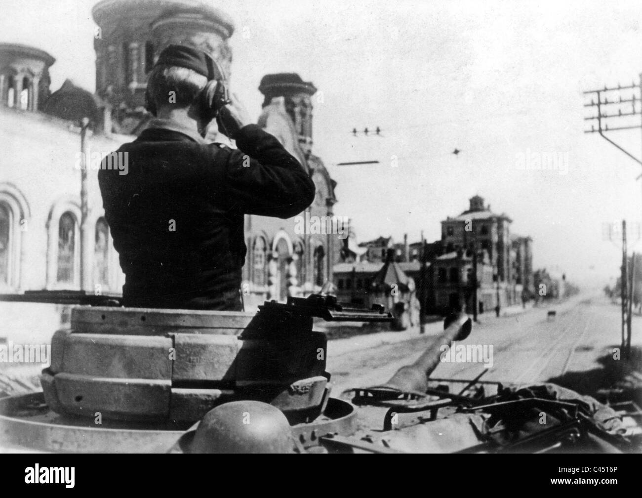 Soldat allemand nazi dans un réservoir pendant le retrait de l'Orel, 1943 Banque D'Images