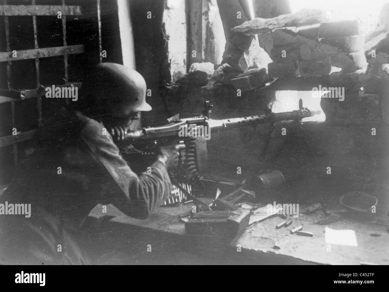 Mitrailleur allemand nazie à Stalingrad, 1942 Banque D'Images