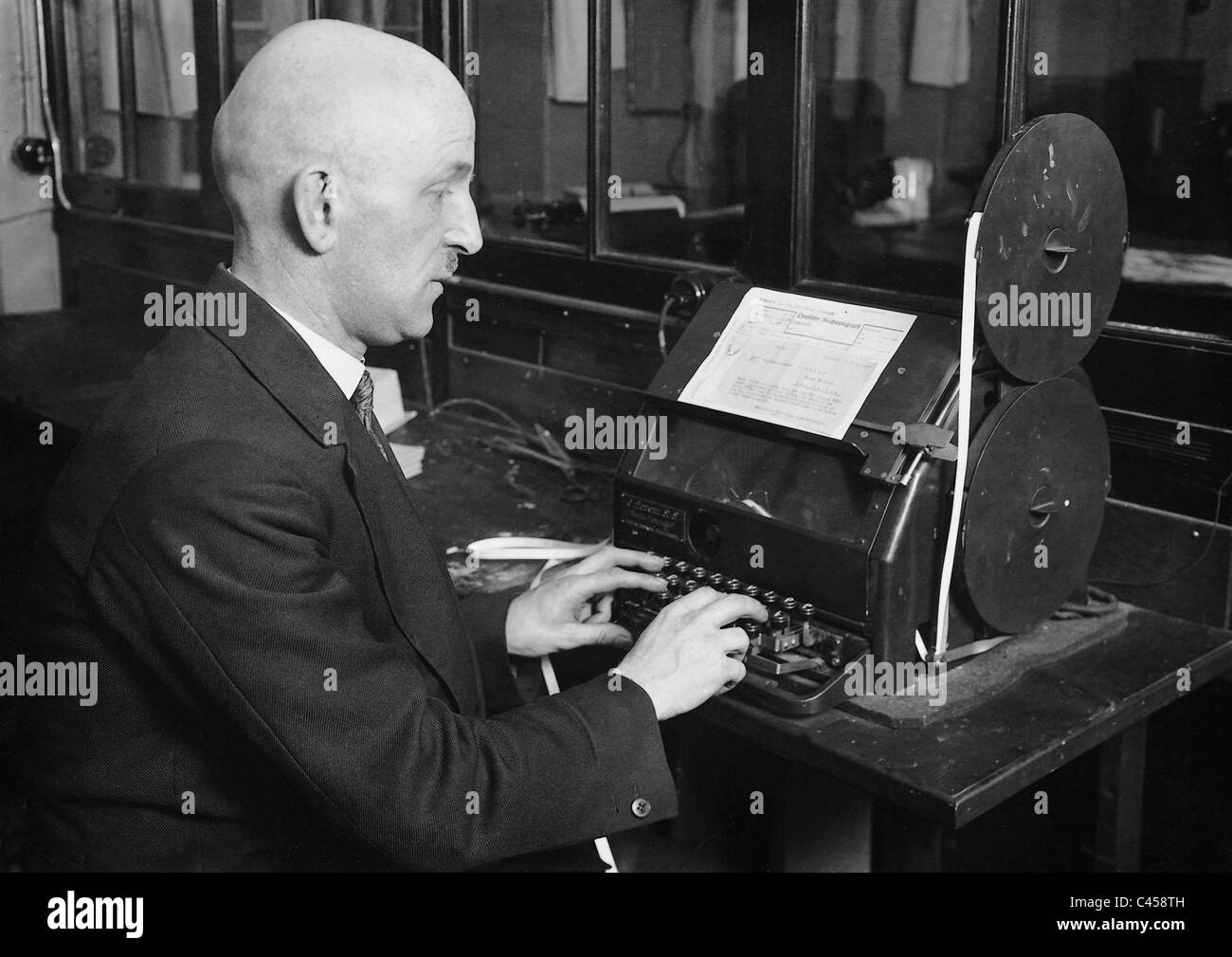 L'homme au télégraphe, 1929 Banque D'Images