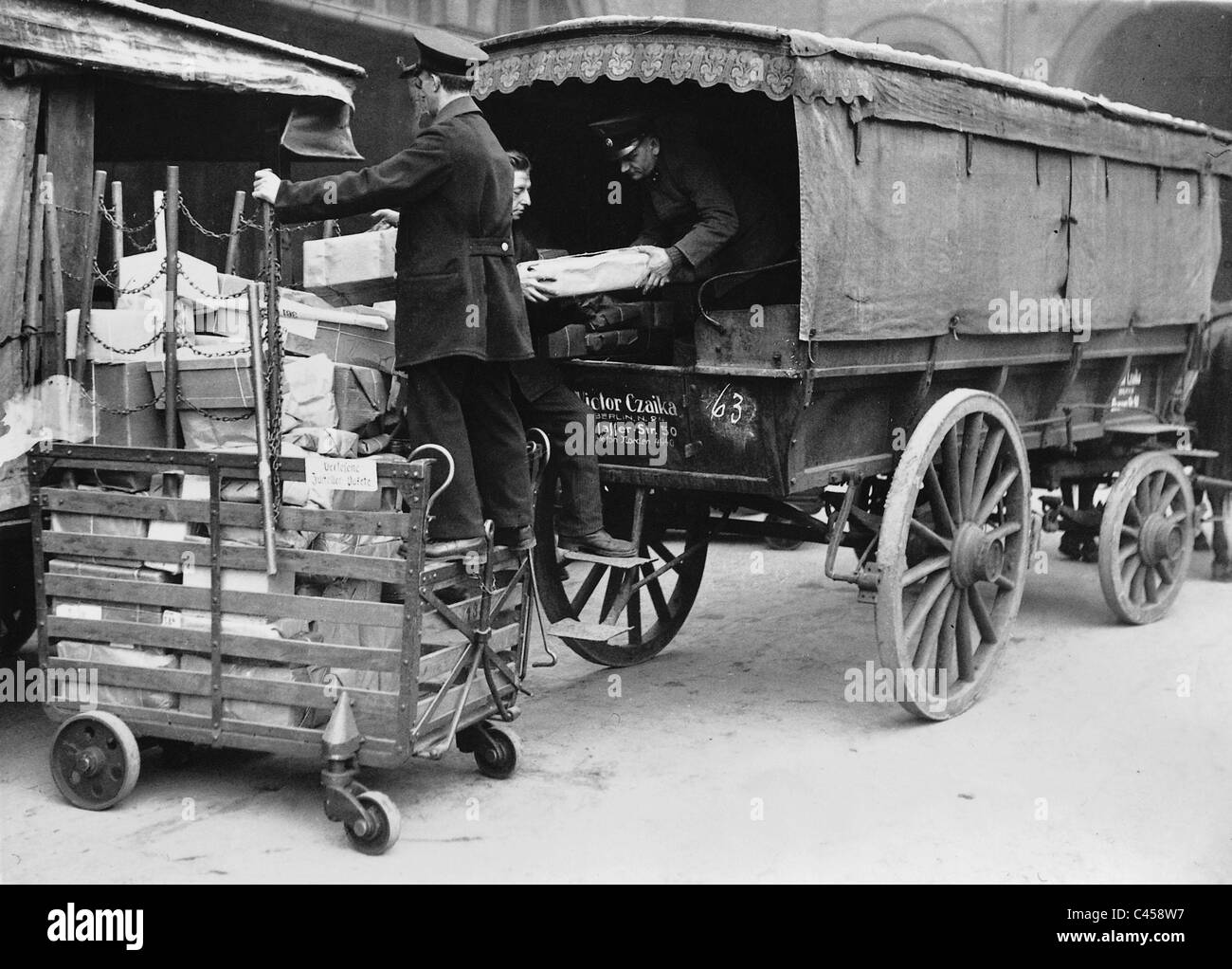 Colis postal bureau à Berlin, 1935 Banque D'Images