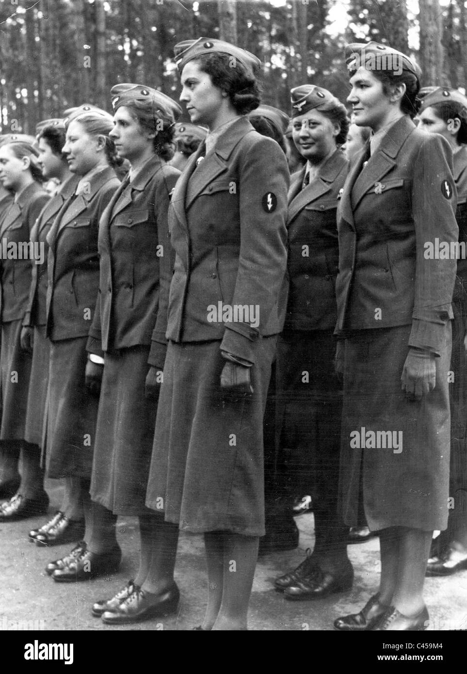 Les Dames auxiliaires Membres du Service des transmissions au matin par appel nominal, 1942 Banque D'Images