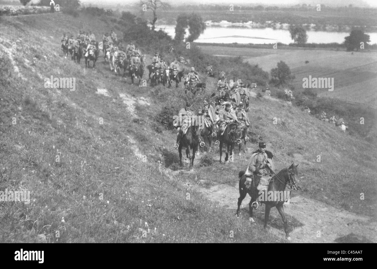 Cavalerie autrichienne sur la Vistule, 1915 Banque D'Images