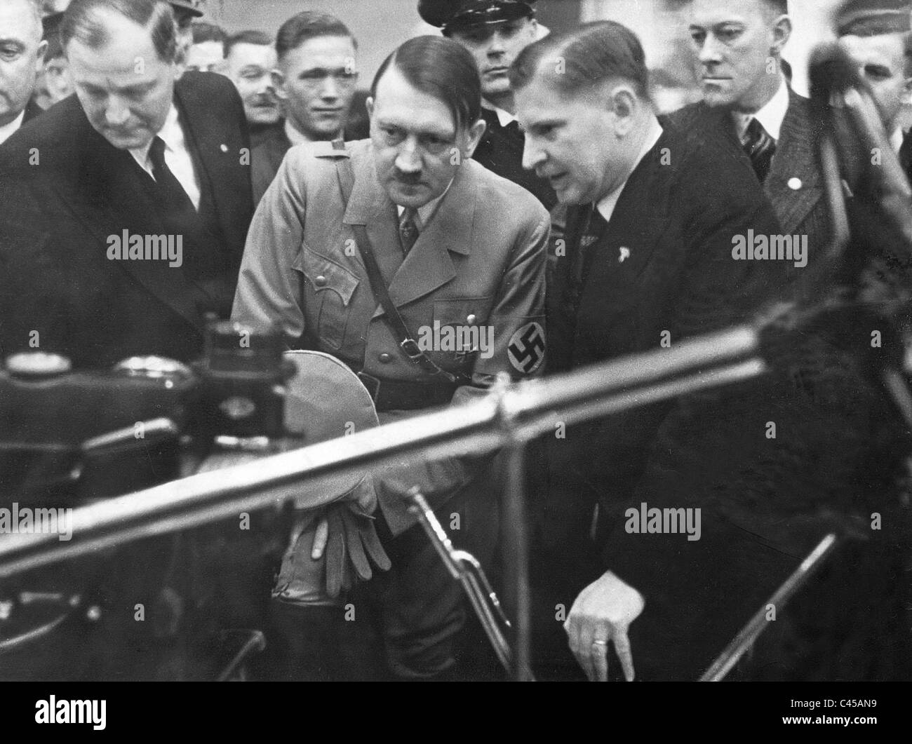 La voiture à Adolf Hitler à Berlin, 1935 Banque D'Images