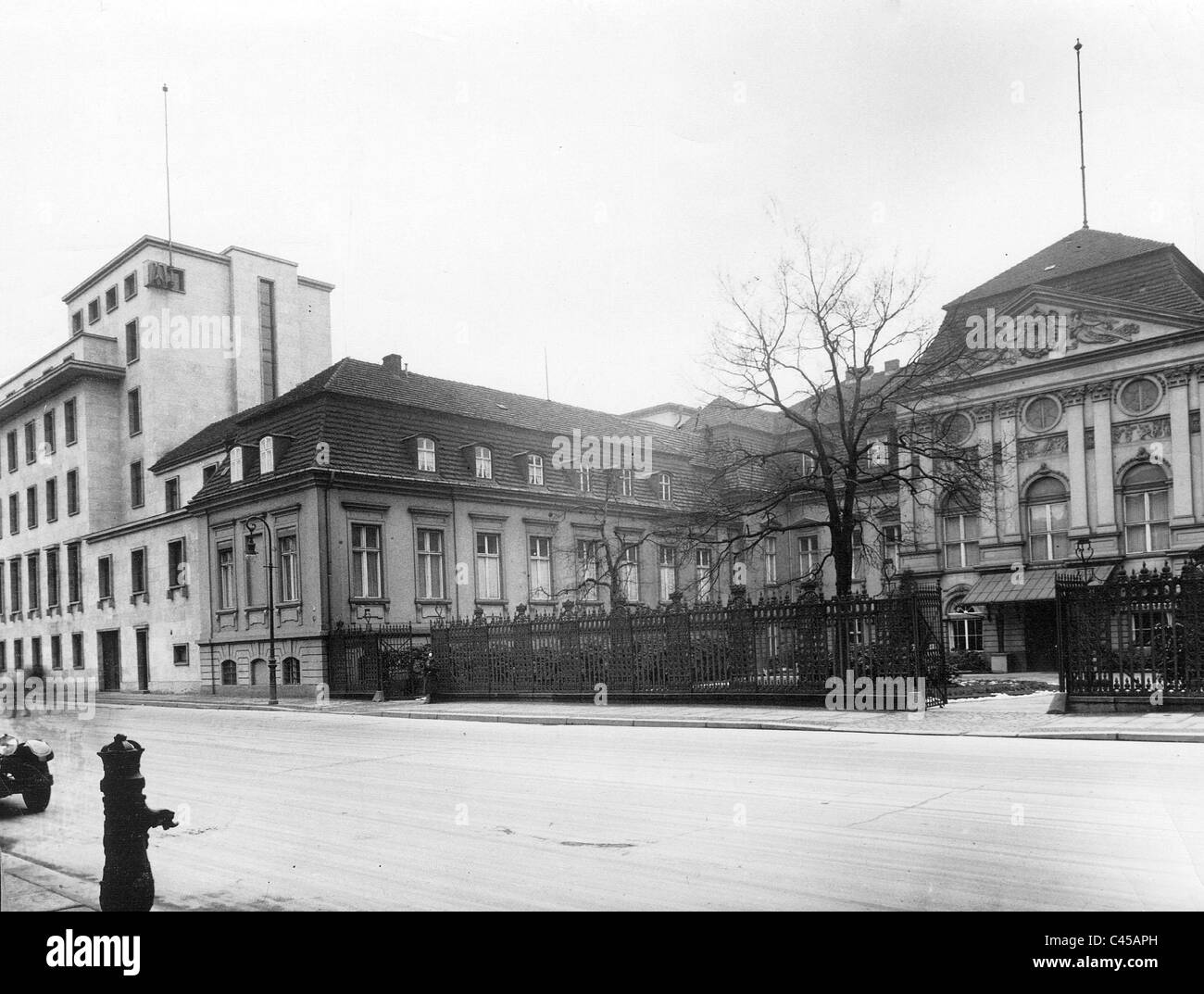 Berlin reich chancellery Banque de photographies et d’images à haute ...