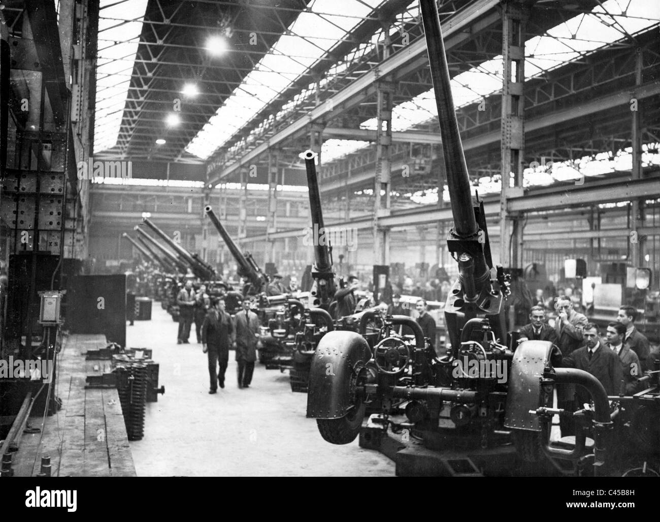 Usine britannique pour des canons antiaériens à Nottingham, 1939 Banque D'Images