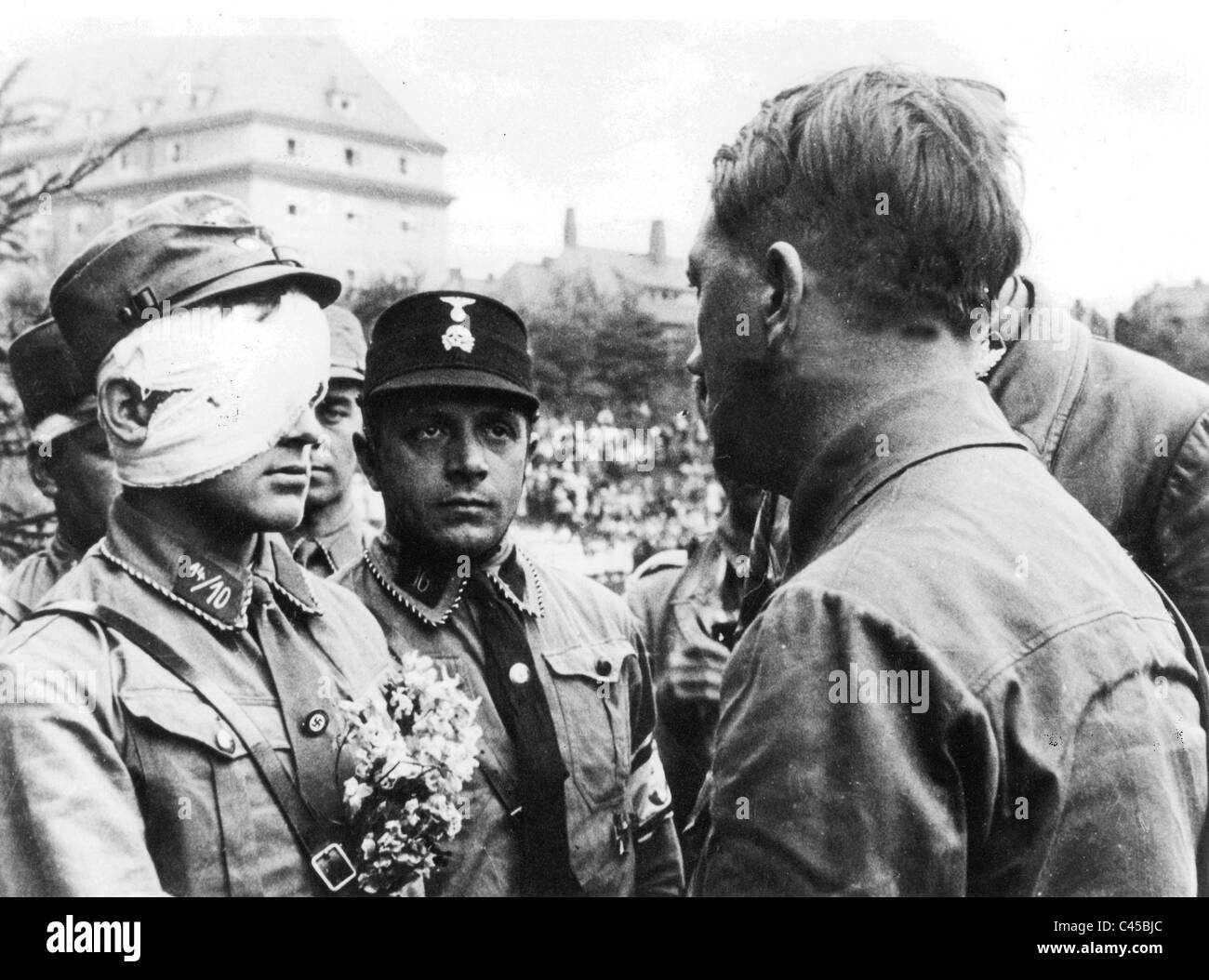 Adolf Hitler avec les SA et SS, 1934 Banque D'Images