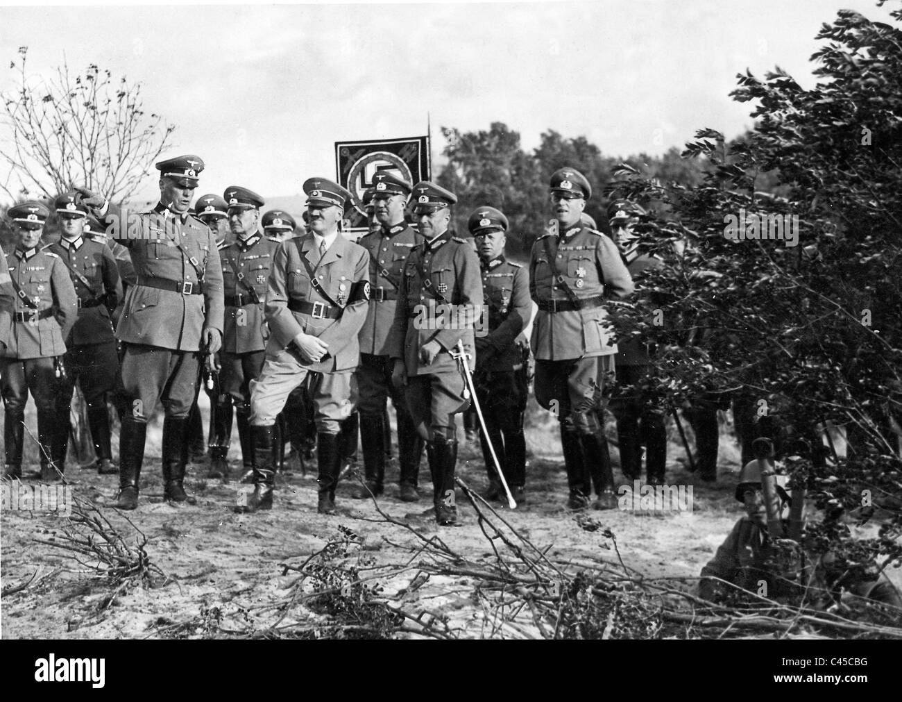 Hitler, Ott, Fromm, Brauchitsch, Keitel à l'exercice d'un Banque D'Images
