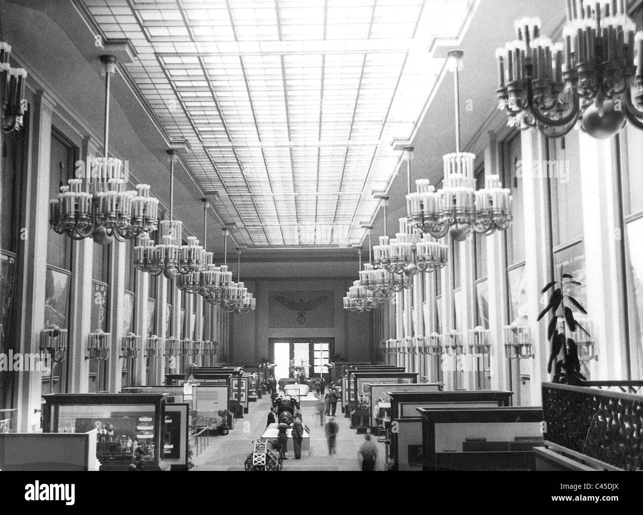 Vue intérieure du pavillon allemand à l'Exposition mondiale à Paris, 1937 Banque D'Images