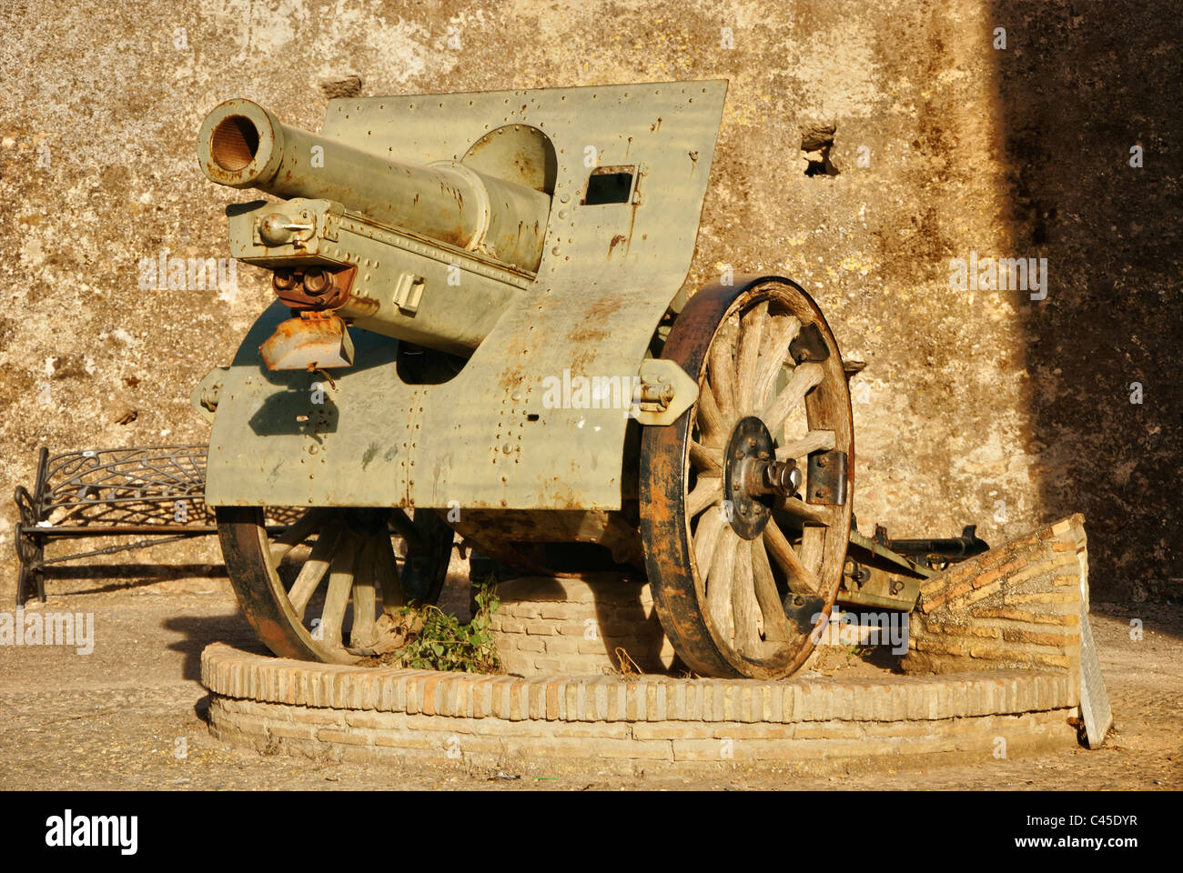 Old cannon, armes à feu antiques d'artillerie en Espagne Banque D'Images