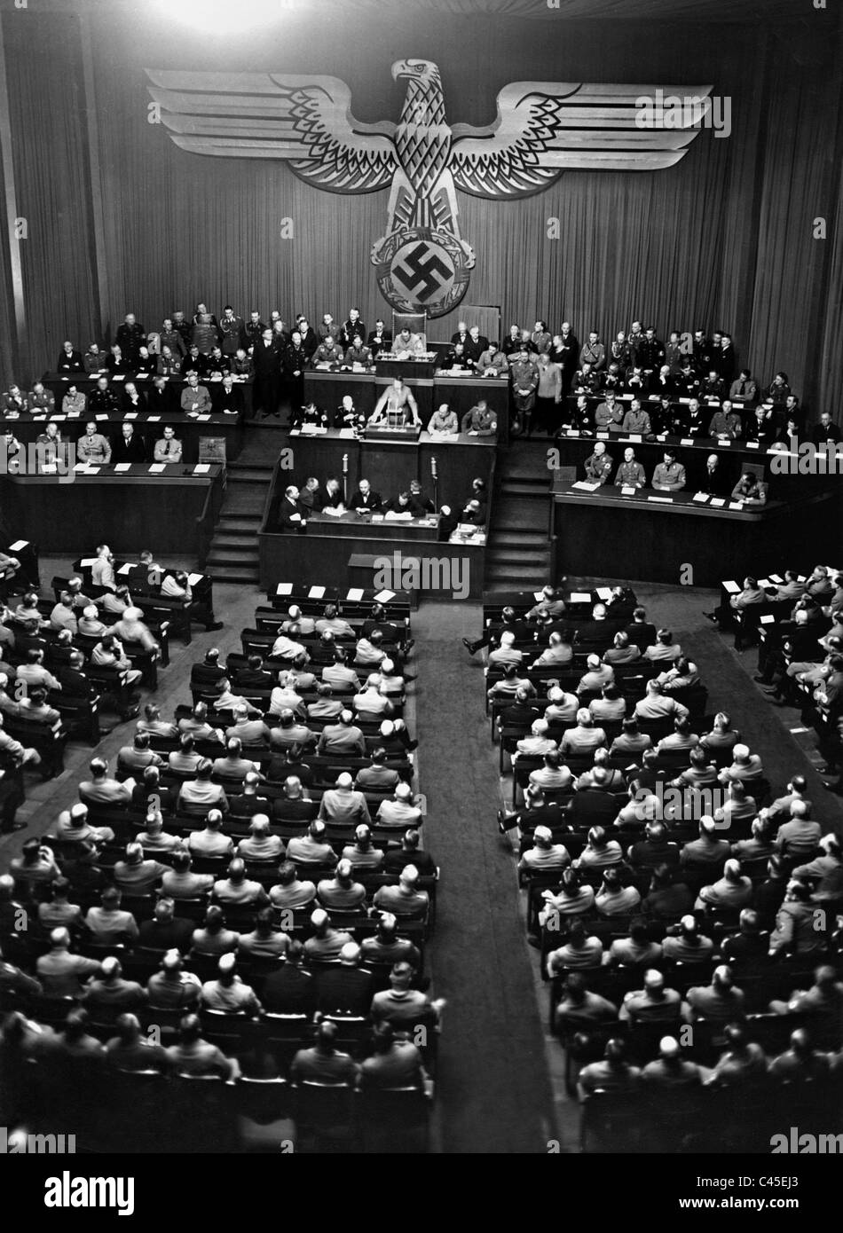 Le discours d'Adolf Hitler dans une session de régime dans l'Opéra Kroll, 1937 Banque D'Images