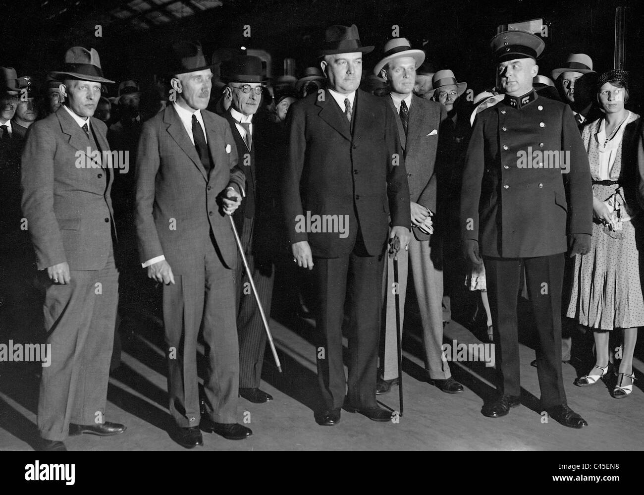 Franz von Papen, Wilhelm Freiherr von Gayl et Konstantin Freiherr von Neurath, 1932 Banque D'Images