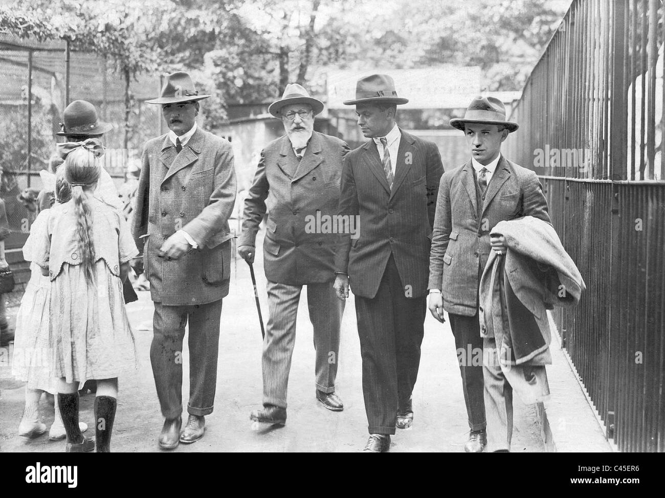 Lutz Heck et le roi Ferdinand I de Bulgarie, 1925 Banque D'Images