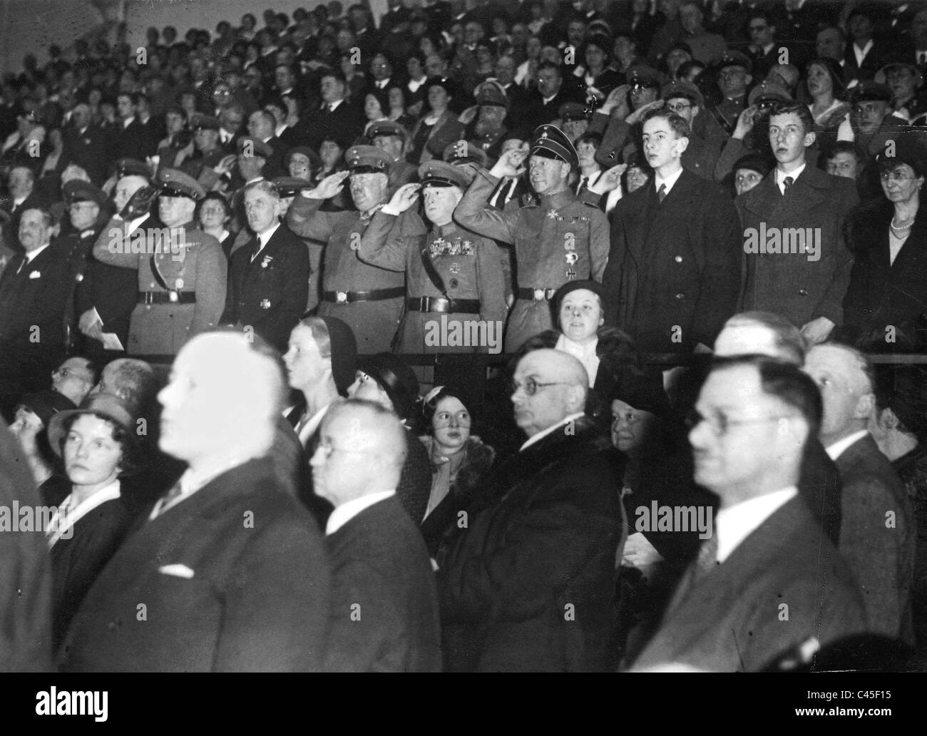 Franz von Papen à un 'Stahlhelm' séance Banque D'Images