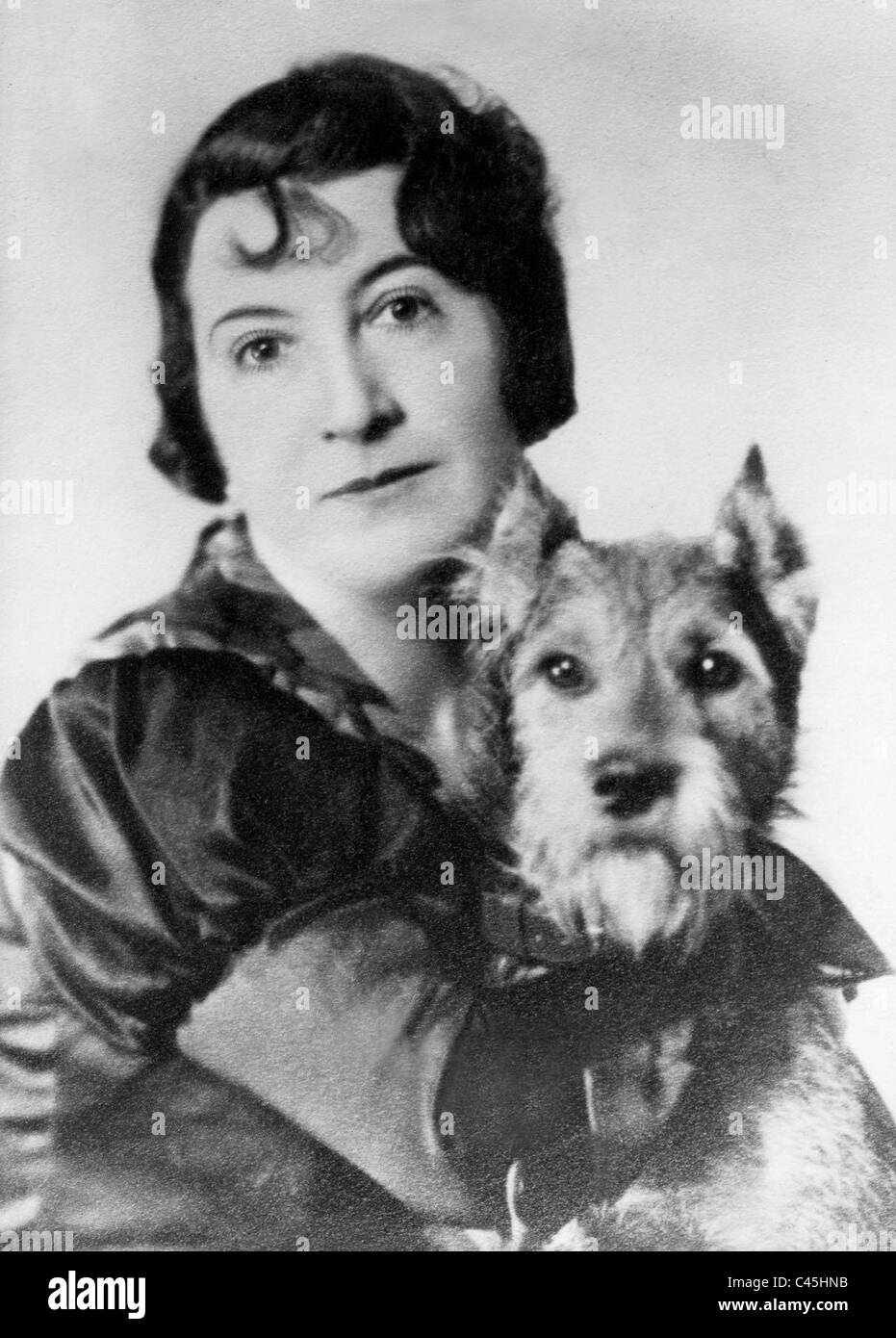 Paula Busch avec son chien Banque D'Images