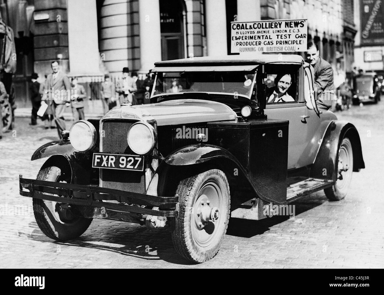 Avec l'automobile bois gaz pouvoir à Londres, 1939 Banque D'Images