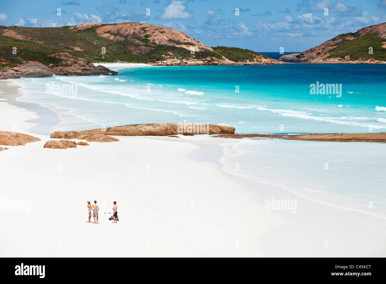Les touristes sur la plage à Lucky Bay. Cape Le Grand National Park, Esperance, Western Australia, Australia Banque D'Images