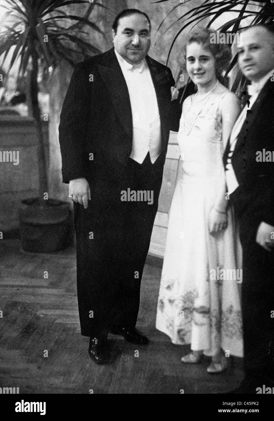 Kurt Gerron et Cérilly Feinstein lors d'une balle, 1929 film Banque D'Images