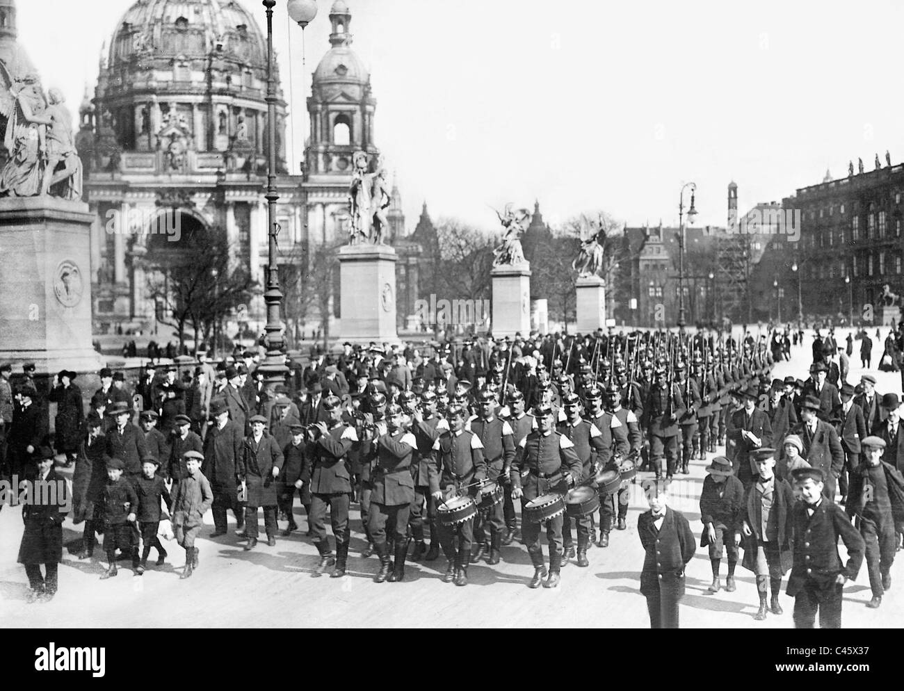 Les soldats au Château Pont, 1916 Banque D'Images