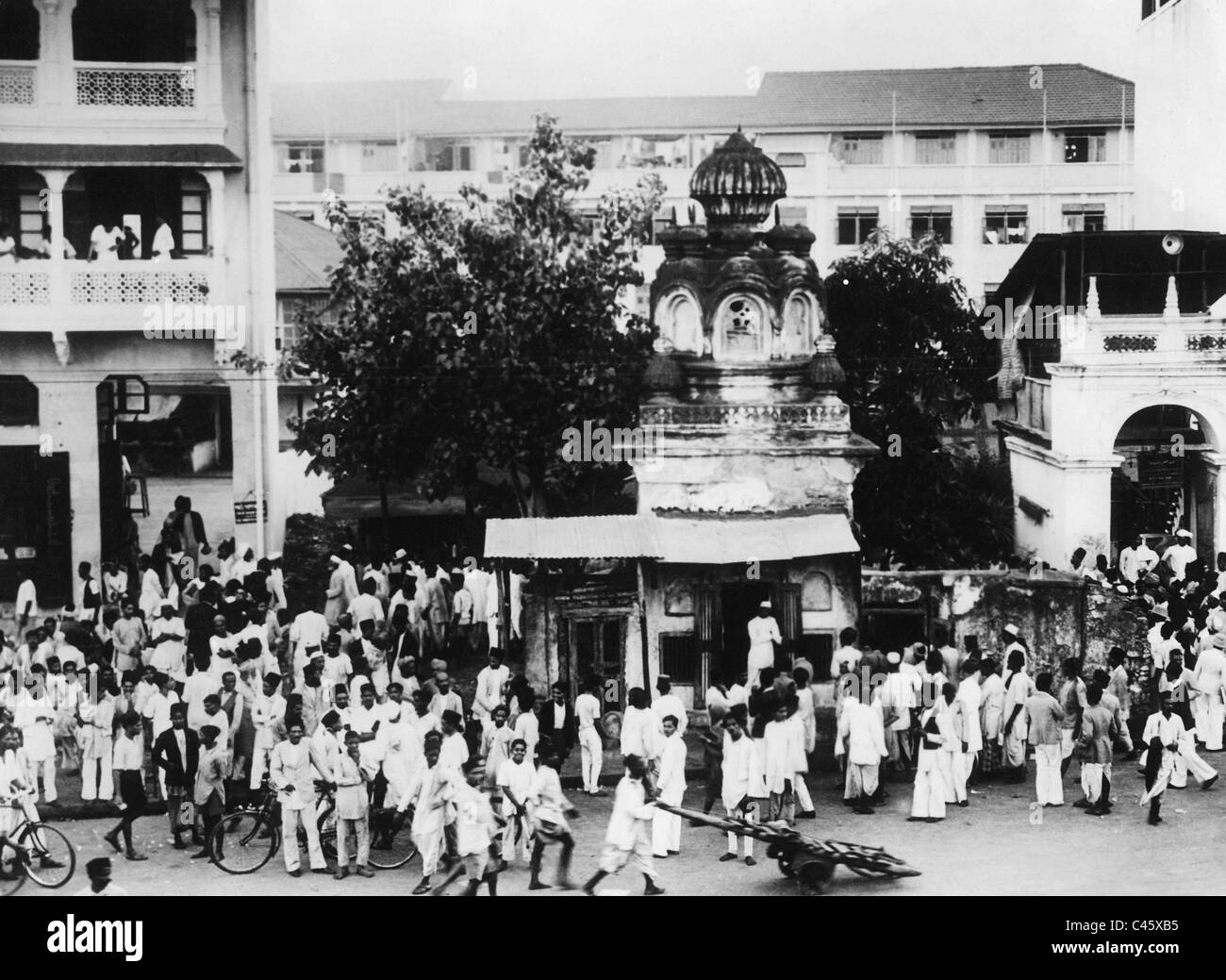 Temple hindou et mosquée de Bombay, 1936 Banque D'Images