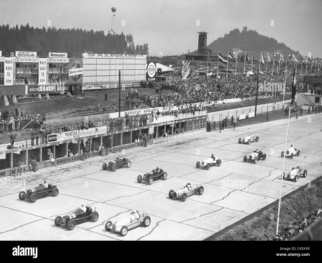 Une course automobile avec le Nuerburgring, 1934 Banque D'Images