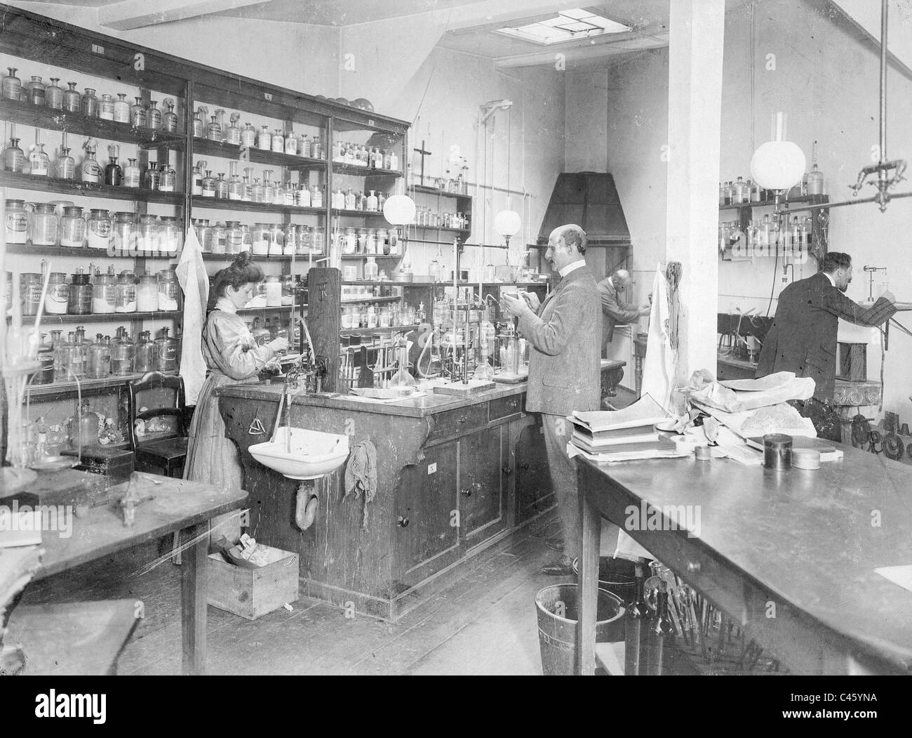 Berlin Lab Chemistry laboratory berlin university Banque de photographies et d ...